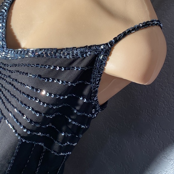 NEWPORT NEWS - NWT - tank: black w beads / sequins & lining / adj. straps - 16 - Picture 10 of 16